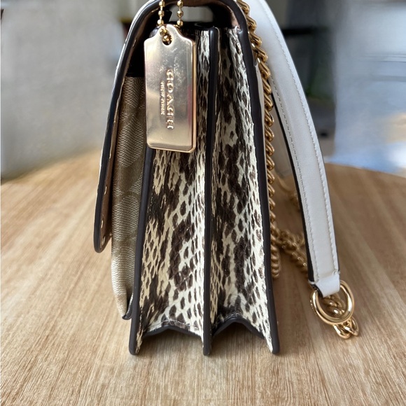 Coach Klare crossbody signature canvas bag - Picture 3 of 9